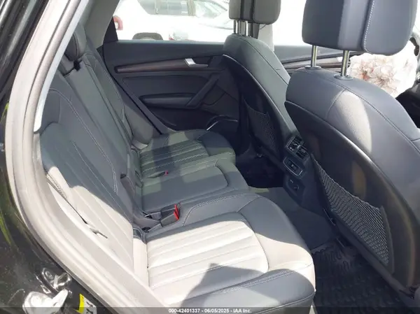 WA1ABAFY2P2001869 2023 AUDI Q5 - Image 8