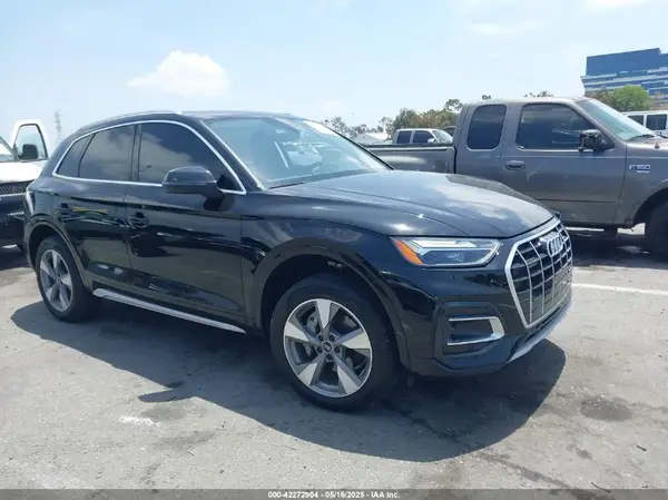 WA1ABAFY2P2132364 2023 AUDI Q5 - Image 1