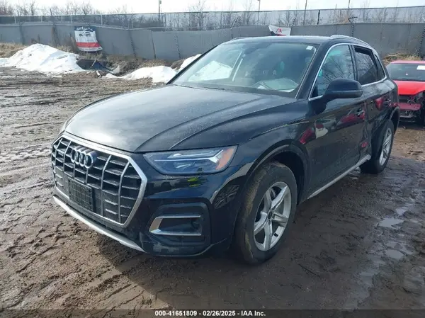 WA1ABAFY3P2044813 2023 AUDI Q5 - Image 2