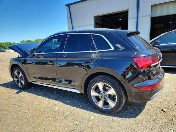 WA1ABAFY3P2048957 2023 AUDI Q5 - Image 2