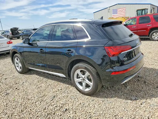 WA1ABAFY3P2076449 2023 AUDI Q5 - Image 2
