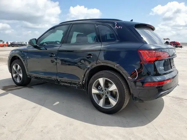 WA1ABAFY3S2050488 2025 AUDI Q5 - Image 2