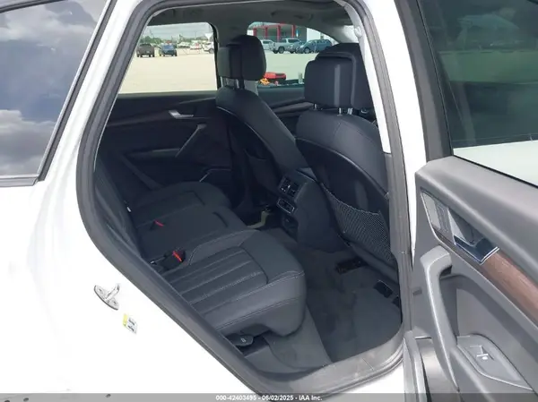 WA1ABAFY3S2050913 2025 AUDI Q5 - Image 8