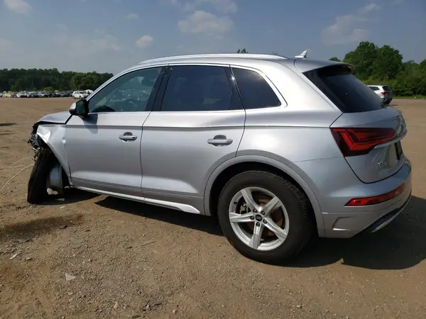 WA1ABAFY4N2086369 2022 AUDI Q5 - Image 2