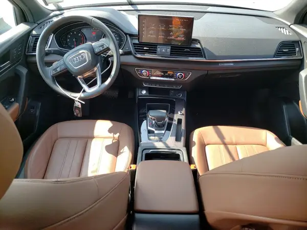 WA1ABAFY4N2086369 2022 AUDI Q5 - Image 8