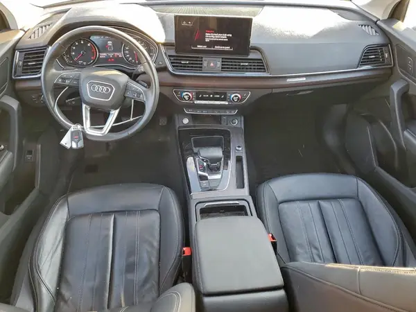 WA1ABAFY4N2112906 2022 AUDI Q5 - Image 8