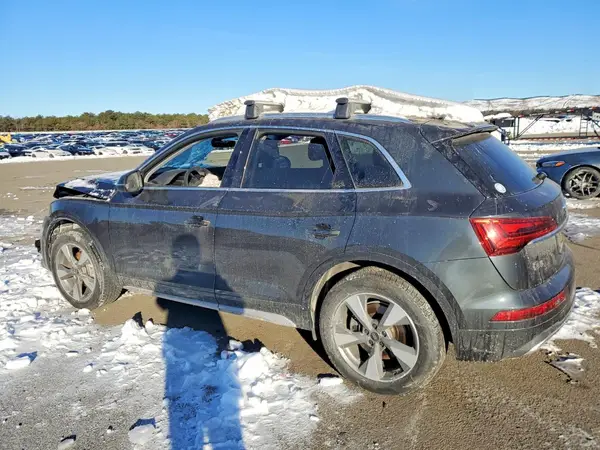 WA1ABAFY4R2042202 2024 AUDI Q5 - Image 2