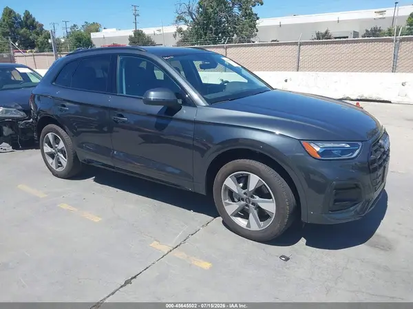 WA1ABAFY4S2046353 2025 AUDI Q5 - Image 1