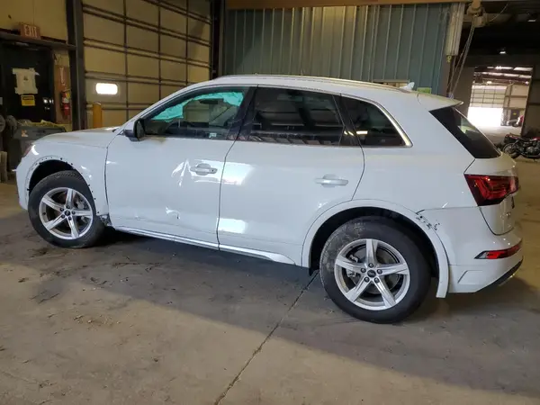 WA1ABAFY5N2124658 2022 AUDI Q5 - Image 2
