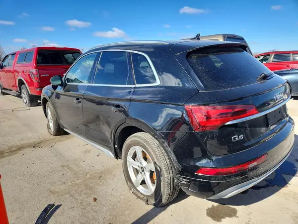 WA1ABAFY6P2125014 2023 AUDI Q5 - Image 2