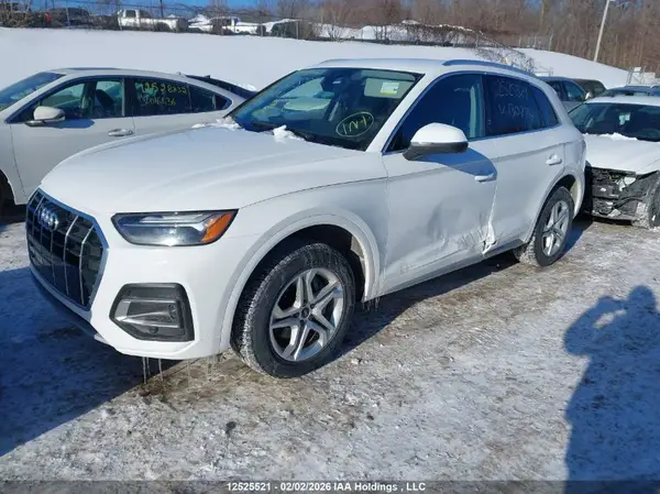 WA1ABAFY6P2130374 2023 AUDI Q5 - Image 2