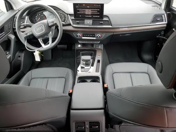 WA1ABAFY6R2137571 2024 AUDI Q5 - Image 8