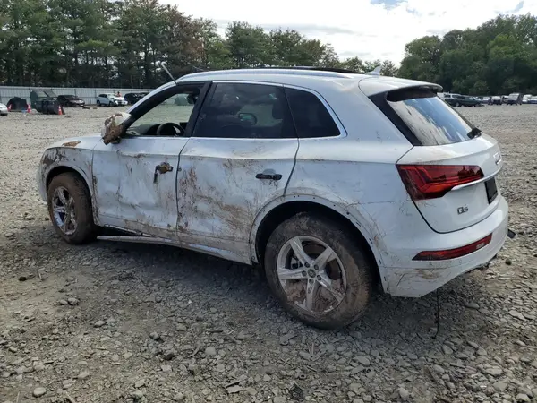 WA1ABAFY7P2066863 2023 AUDI Q5 - Image 2