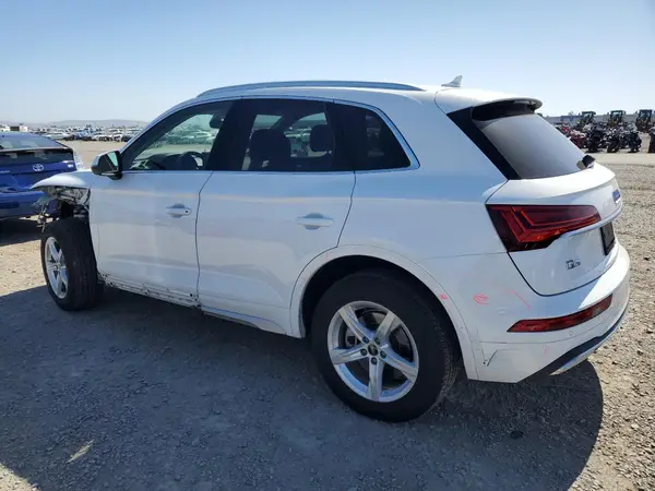 WA1ABAFY7P2186520 2023 AUDI Q5 - Image 2