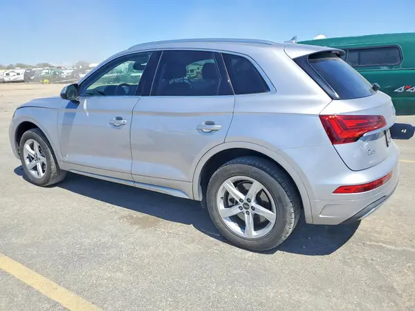 WA1ABAFY8N2112262 2022 AUDI Q5 - Image 2