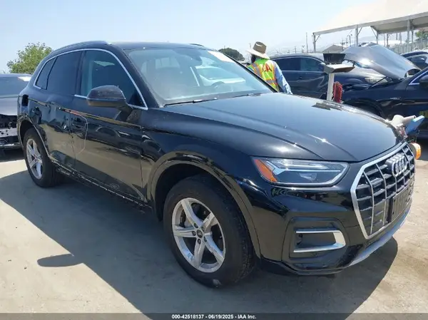 WA1ABAFY8P2189281 2023 AUDI Q5 - Image 1