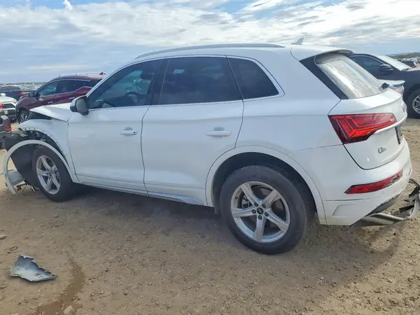 WA1ABAFY8S2033783 2025 AUDI Q5 - Image 2