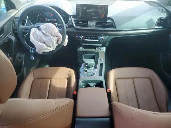 WA1ABAFY8S2033783 2025 AUDI Q5 - Image 8