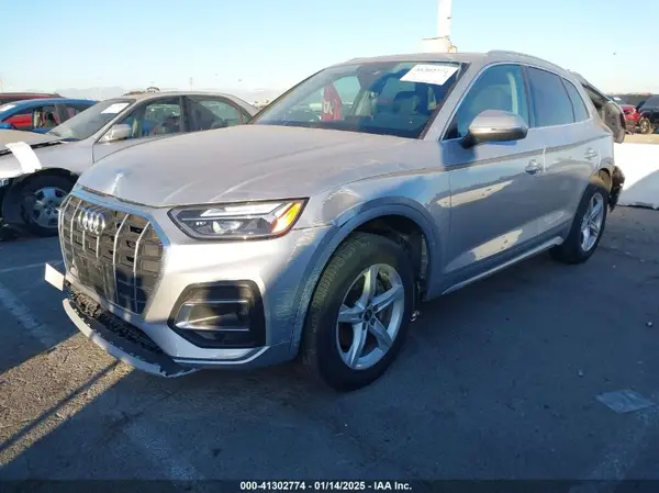 WA1ABAFY9P2084975 2023 AUDI Q5 - Image 2