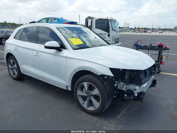 WA1ABAFY9R2030840 2024 AUDI Q5 - Image 1