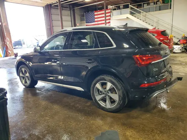 WA1ABBFY4R2137591 2024 AUDI Q5 - Image 2