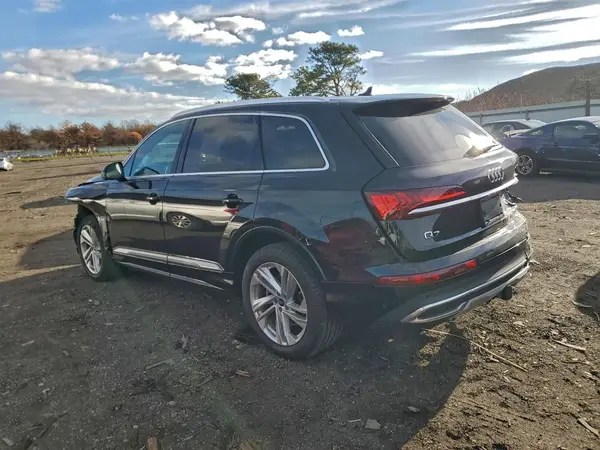 WA1ACBF70PD022122 2023 AUDI Q7 - Image 2