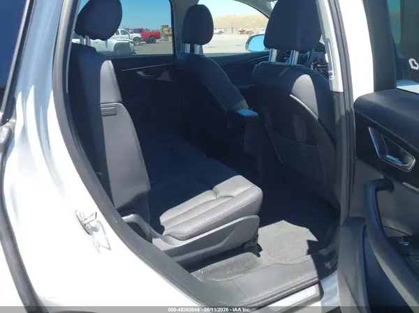 WA1ACBF71PD031069 2023 AUDI Q7 - Image 8