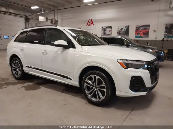 WA1ACBF71TD007784 2026 AUDI Q7 - Image 1