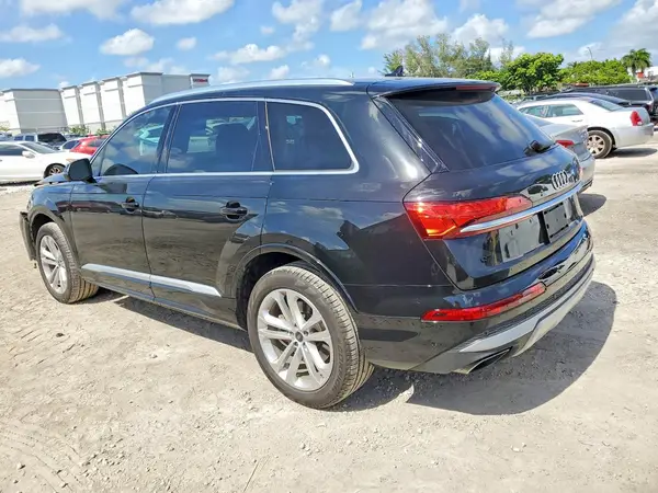 WA1ACBF74SD012525 2025 AUDI Q7 - Image 2