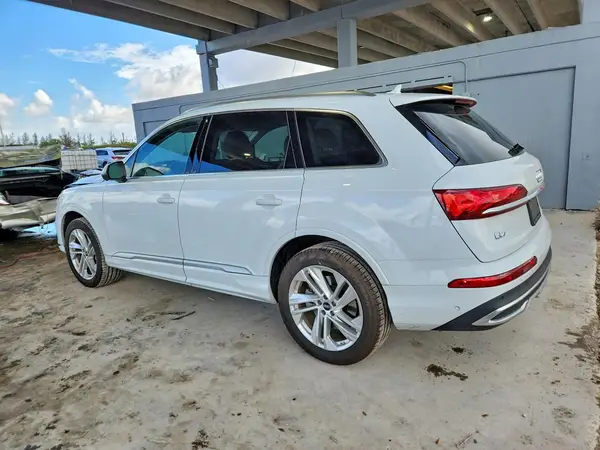 WA1ACBF75RD007182 2024 AUDI Q7 - Image 2
