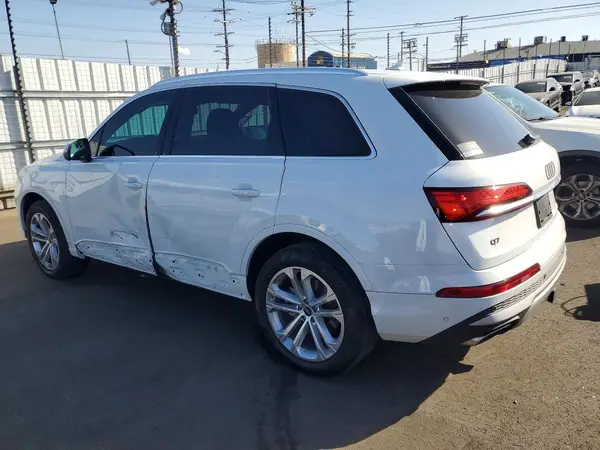 WA1ACBF75SD003719 2025 AUDI Q7 - Image 2