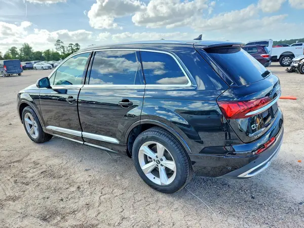 WA1ACBF78PD002670 2023 AUDI Q7 - Image 2