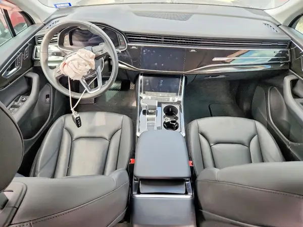 WA1ACBF78PD012776 2023 AUDI Q7 - Image 8