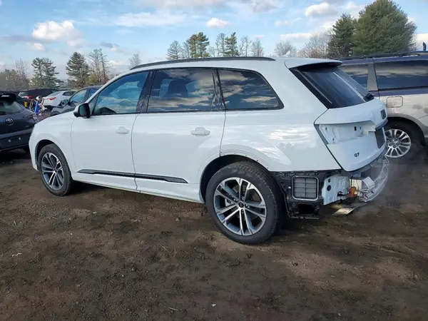 WA1ACBF79SD033760 2025 AUDI Q7 - Image 2