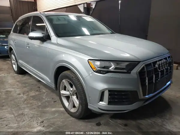 WA1ACBF7XPD007143 2023 AUDI Q7 - Image 1