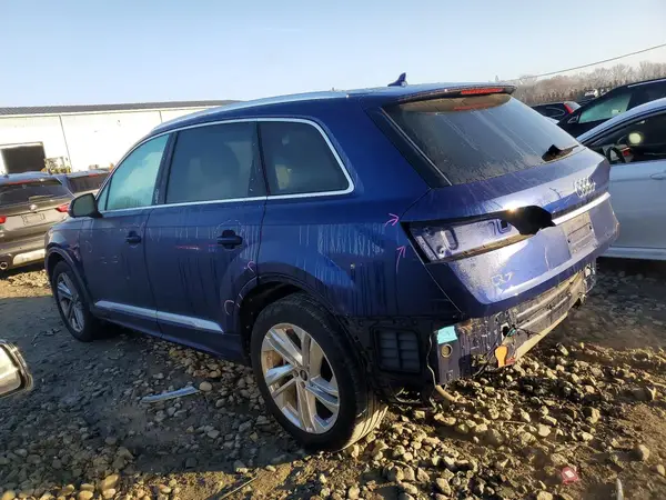 WA1ACBF7XPD010494 2023 AUDI Q7 - Image 2
