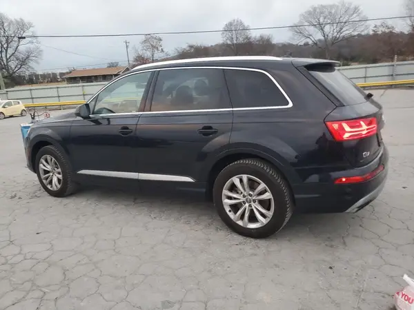 WA1AHAF70HD037569 2017 AUDI Q7 - Image 2