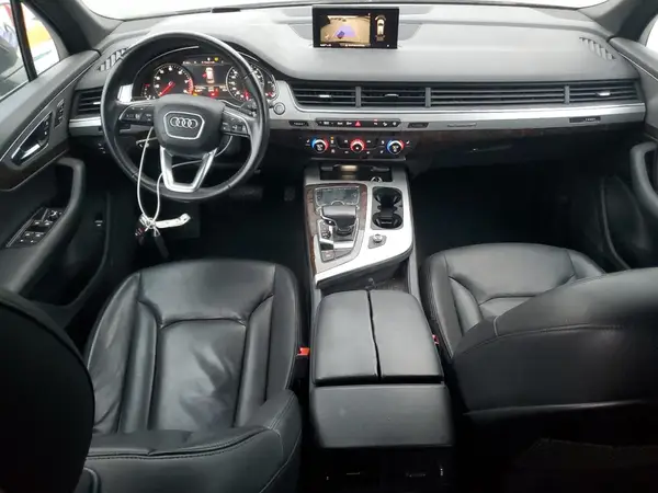 WA1AHAF70HD037569 2017 AUDI Q7 - Image 8