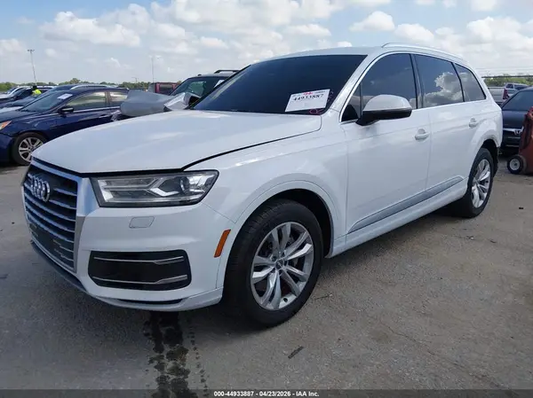 WA1AHAF70HD038723 2017 AUDI Q7 - Image 2