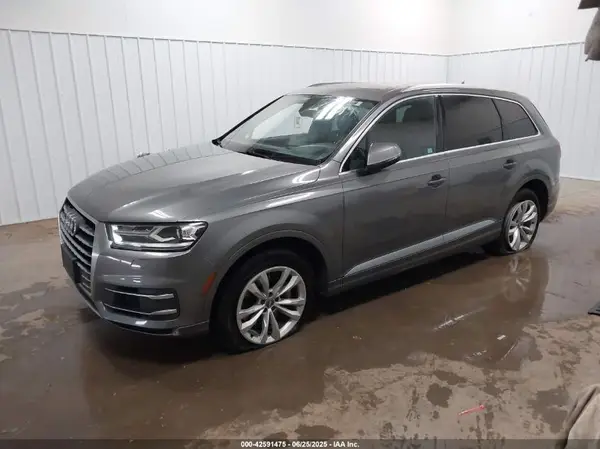 WA1AHAF70HD038754 2017 AUDI Q7 - Image 2