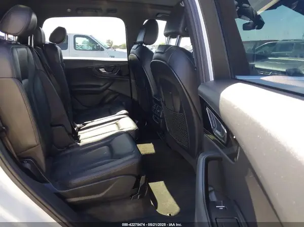 WA1AHAF70HD045669 2017 AUDI Q7 - Image 8