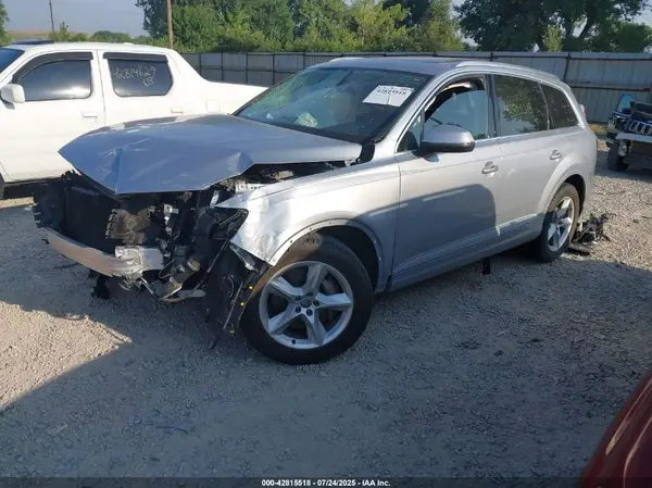WA1AHAF70JD006070 2018 AUDI Q7 - Image 2