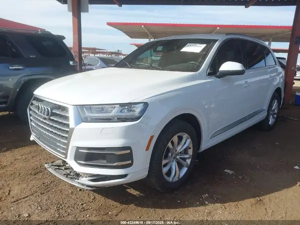 WA1AHAF70KD043525 2019 AUDI Q7 - Image 2