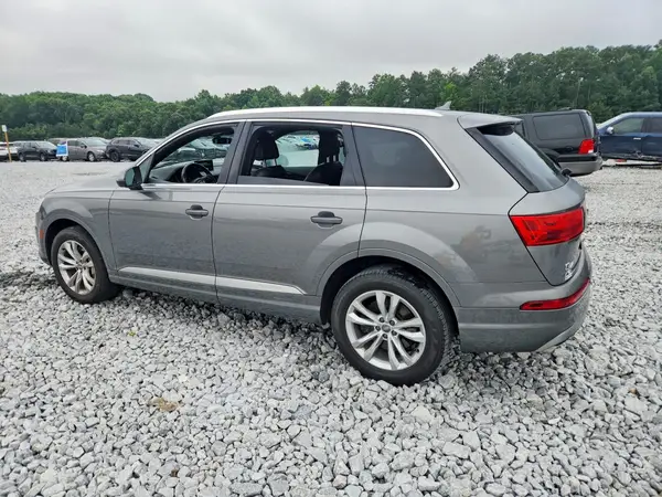 WA1AHAF71HD044823 2017 AUDI Q7 - Image 2