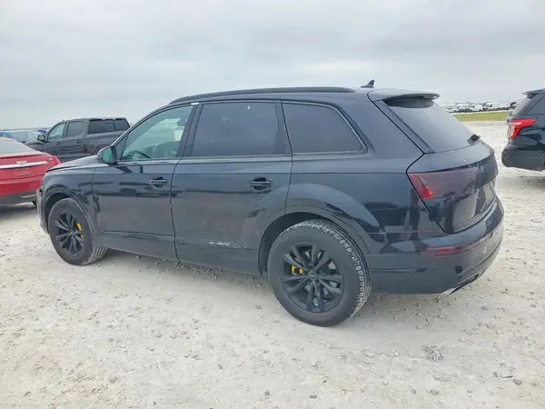 WA1AHAF72HD037976 2017 AUDI Q7 - Image 2