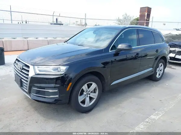 WA1AHAF72JD042682 2018 AUDI Q7 - Image 2