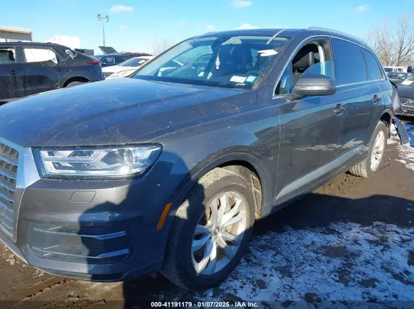 WA1AHAF72KD016715 2019 AUDI Q7 - Image 2