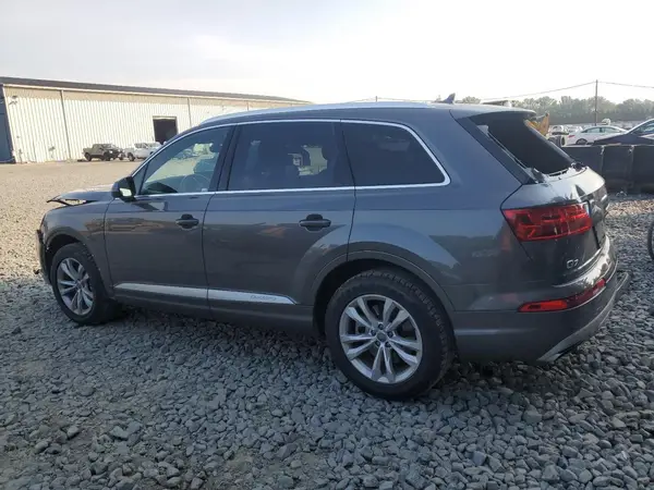 WA1AHAF72KD018027 2019 AUDI Q7 - Image 2