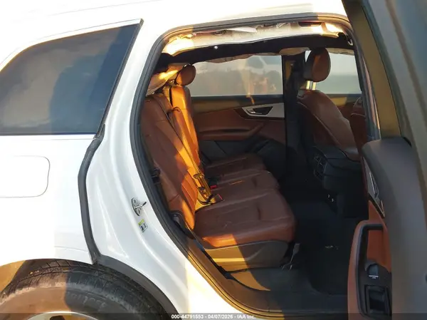 WA1AHAF72KD020747 2019 AUDI Q7 - Image 8