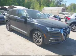 WA1AHAF72KD028489 2019 AUDI Q7